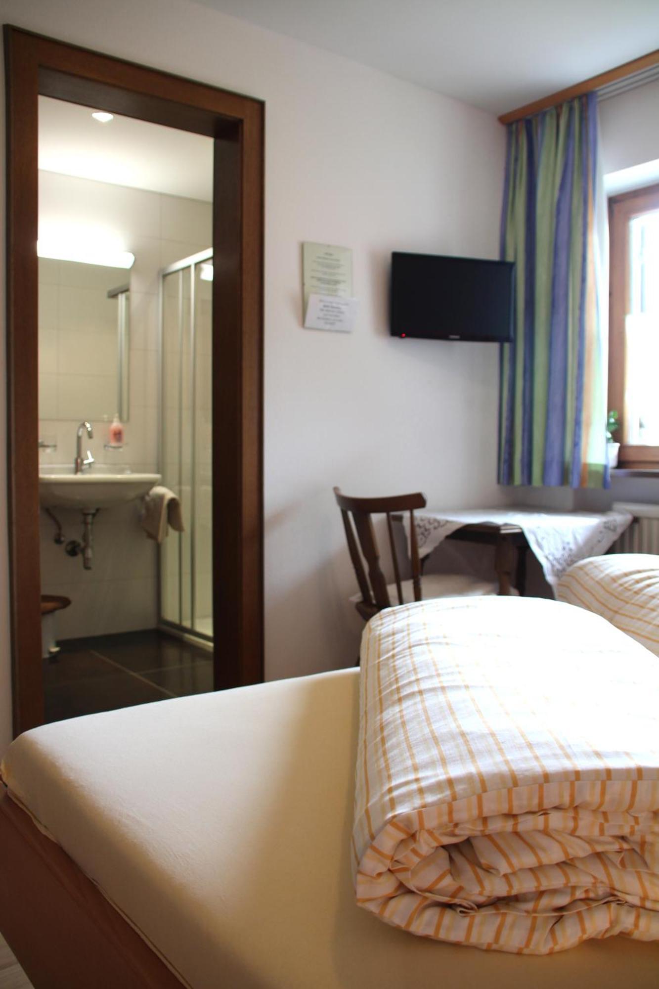Apartmán Haus Schnetzer Schruns Pokoj fotografie