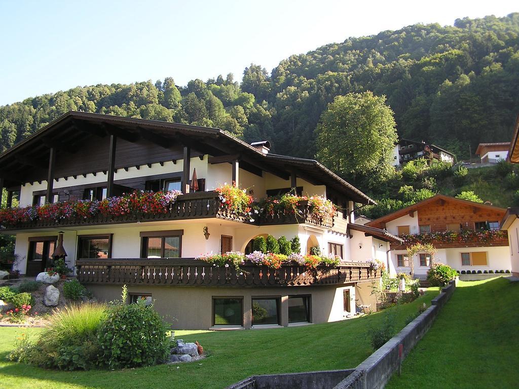 Apartmán Haus Schnetzer Schruns Exteriér fotografie